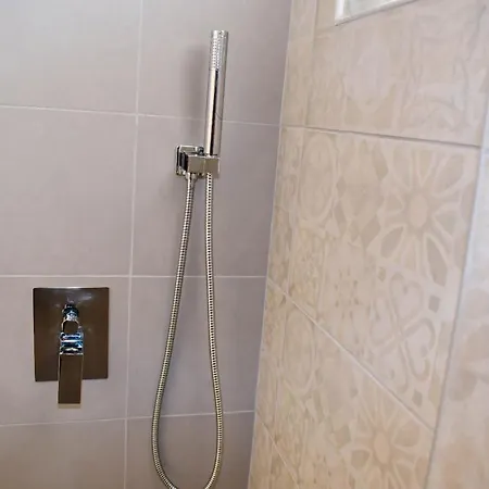 Lambisea 2 Bedroom בית נופש *